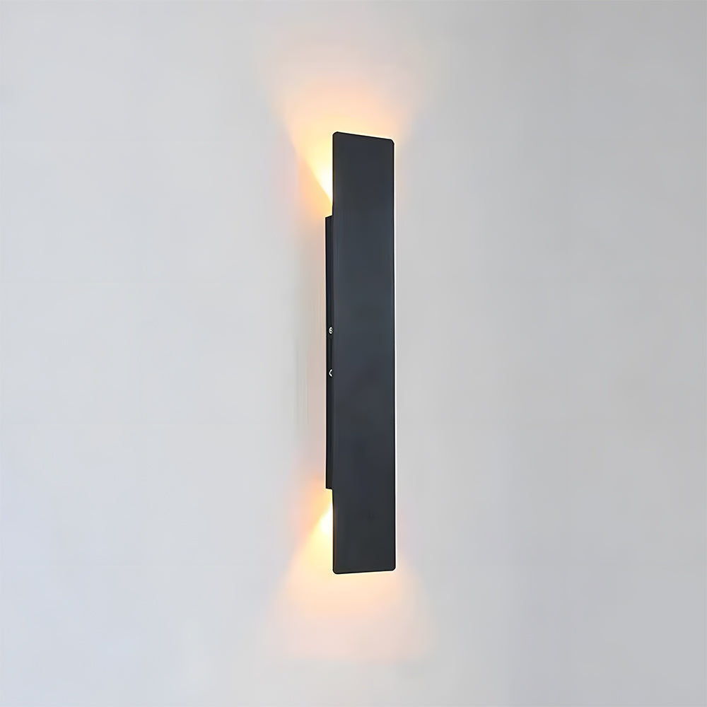 IP65 Waterproof Outdoor Wall Light | Modern Exterior Wall Lantern | Aluminum | Energy-Efficient | Brick by Brick London 6