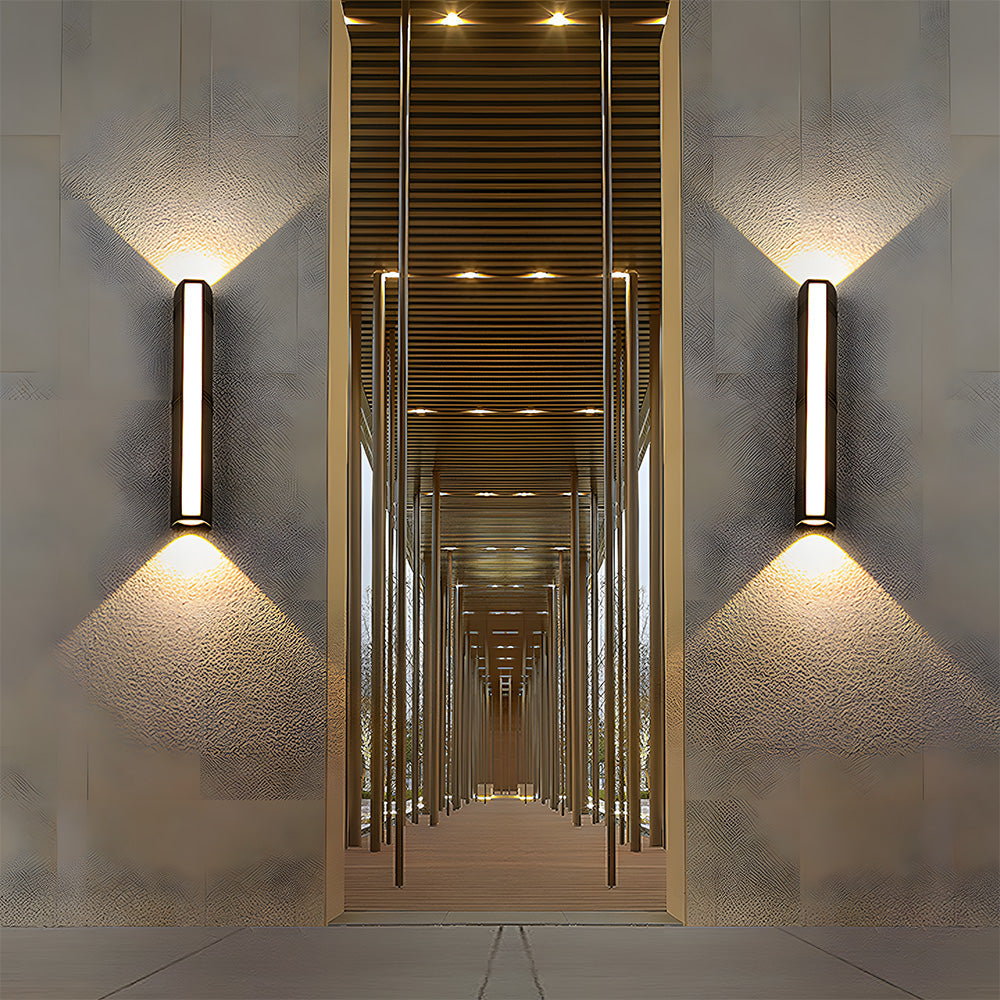 Outdoor Wall Light – Aluminum and Acrylic – Height: 8.3 inches – Waterproof LED for Gardens and Entryways 2