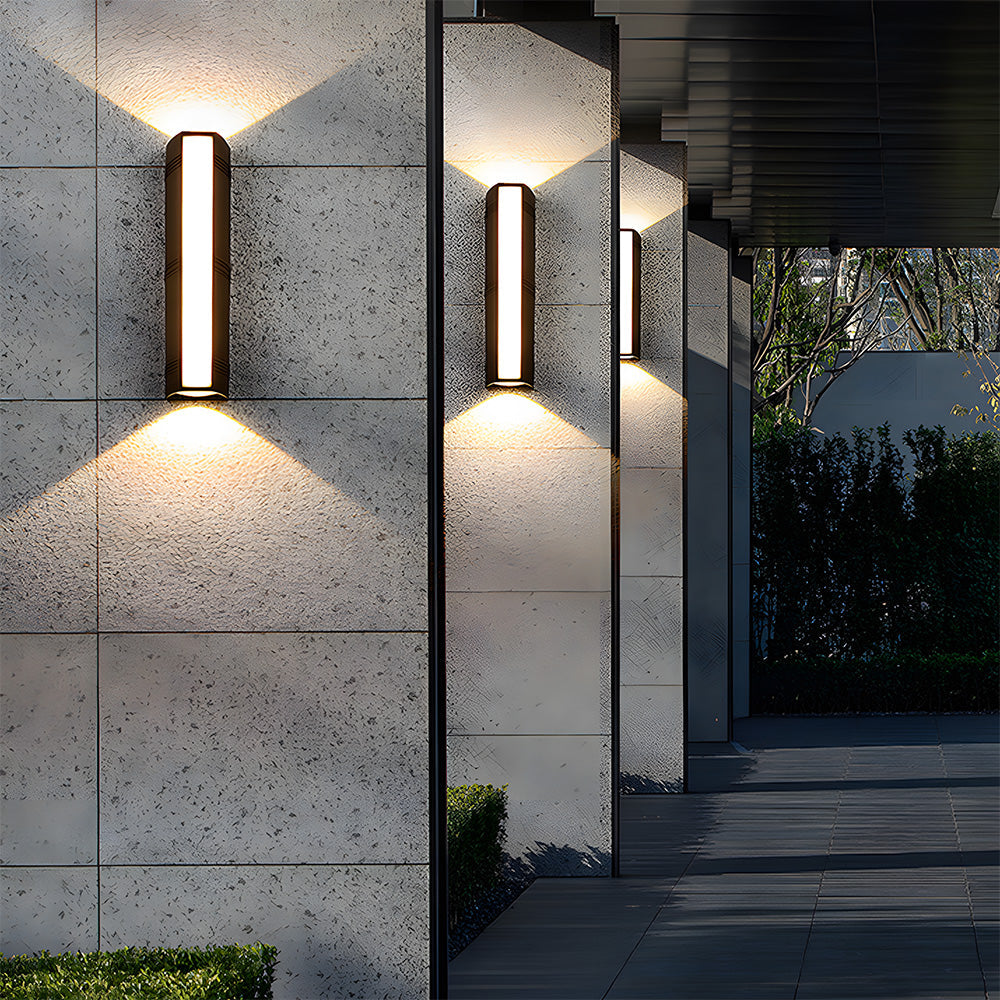 Outdoor Wall Light – Aluminum and Acrylic – Height: 8.3 inches – Waterproof LED for Gardens and Entryways 6
